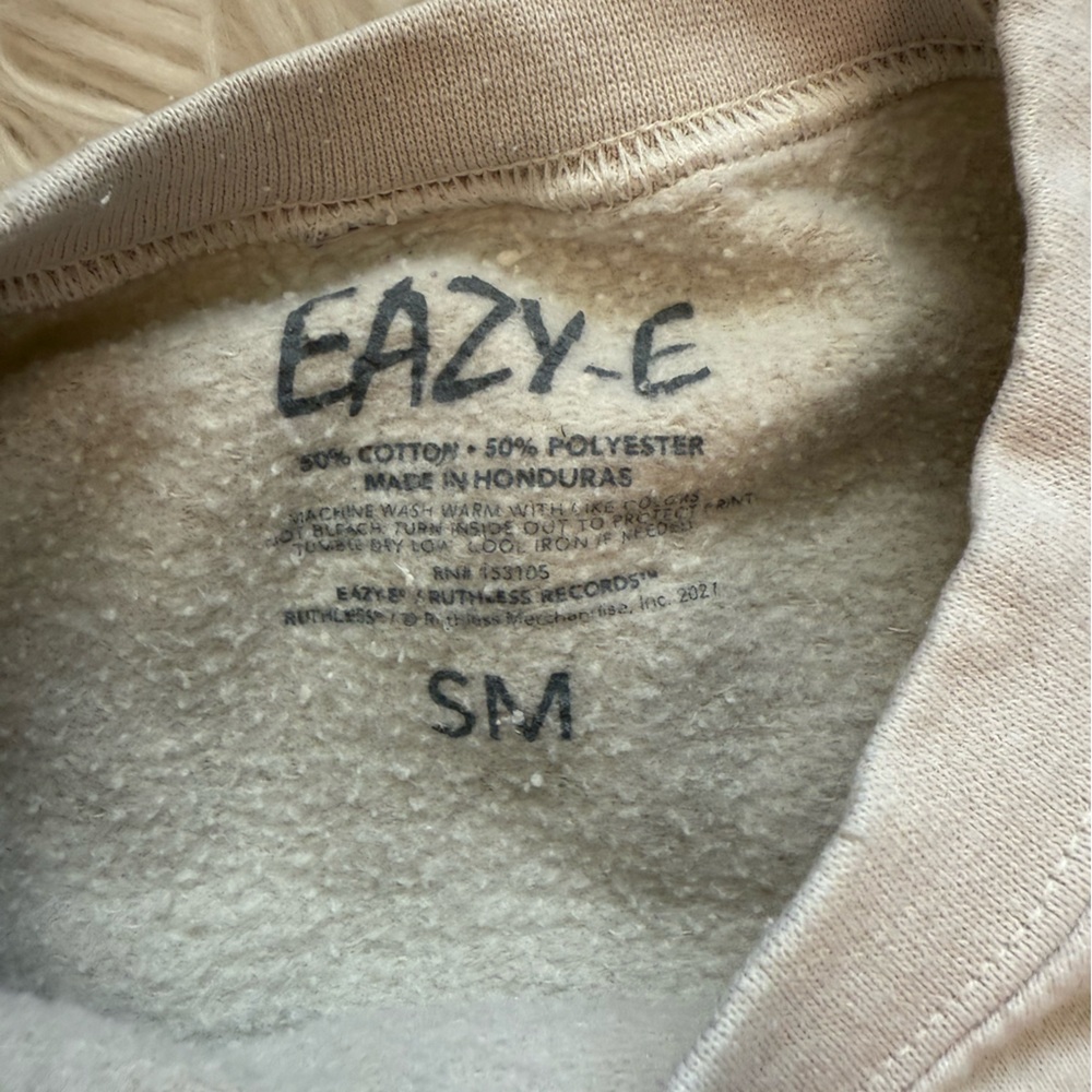 Vintage style easy - e nwa sweatshirt light gray/off white small - Picture 5 of 6